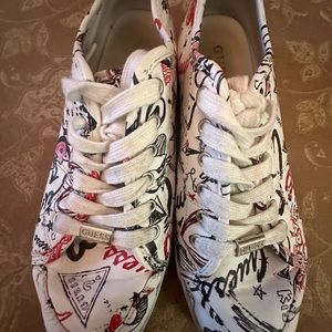 Guess graffiti tennis shoes